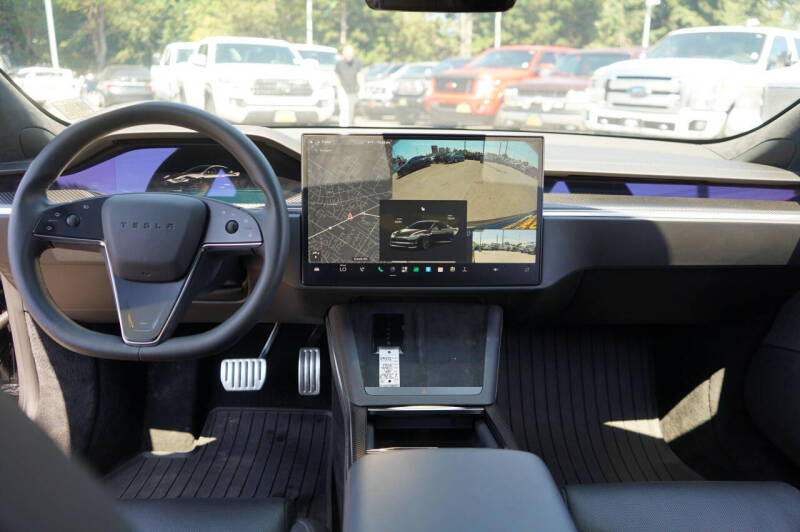 2022 Tesla Model S Plaid