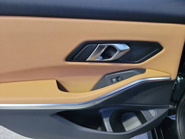 2025 BMW 3 Series 330i