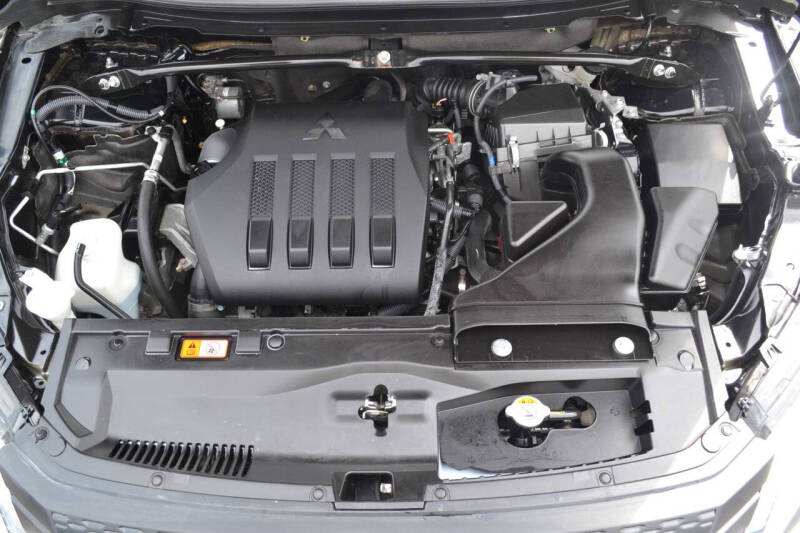 2024 Mitsubishi Eclipse Cross SE