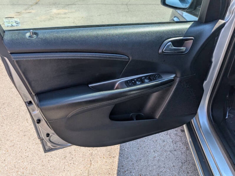 2018 Dodge Journey Crossroad