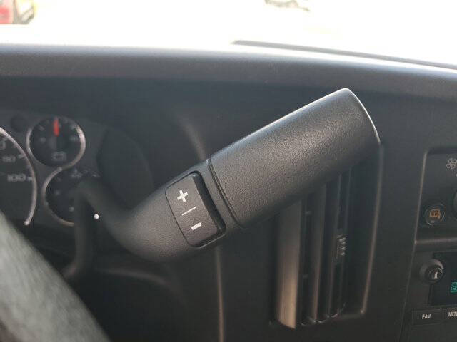 2023 GMC Savana 2500