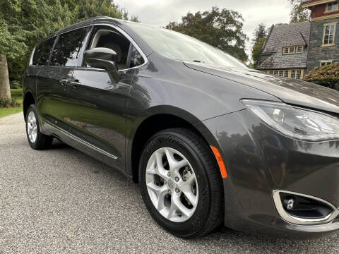 2017 Chrysler Pacifica