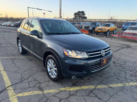 2014 Volkswagen Touareg for sale at Motors For Less in Canton OH