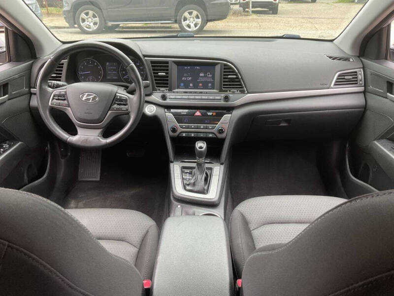 2018 Hyundai Elantra