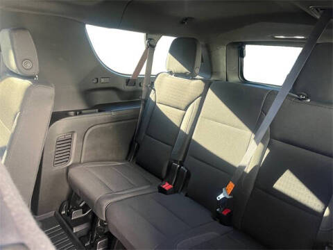 2023 GMC Yukon XL SLE