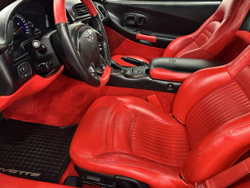 2004 Chevrolet Corvette