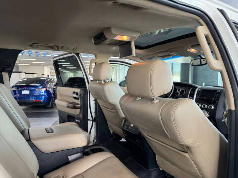 2012 Toyota Sequoia Platinum