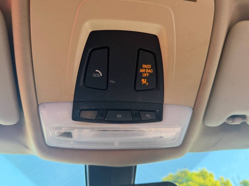 2015 BMW 3 Series 320i
