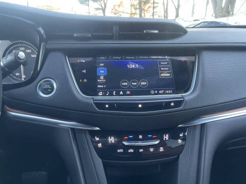 2021 Cadillac XT5 Premium Luxury