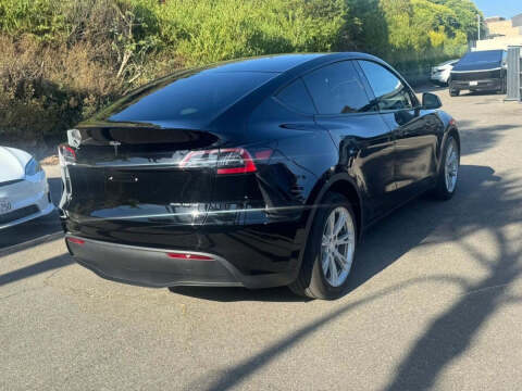 2024 Tesla Model Y Long Range