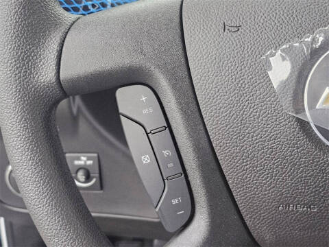 2025 Chevrolet Express 3500