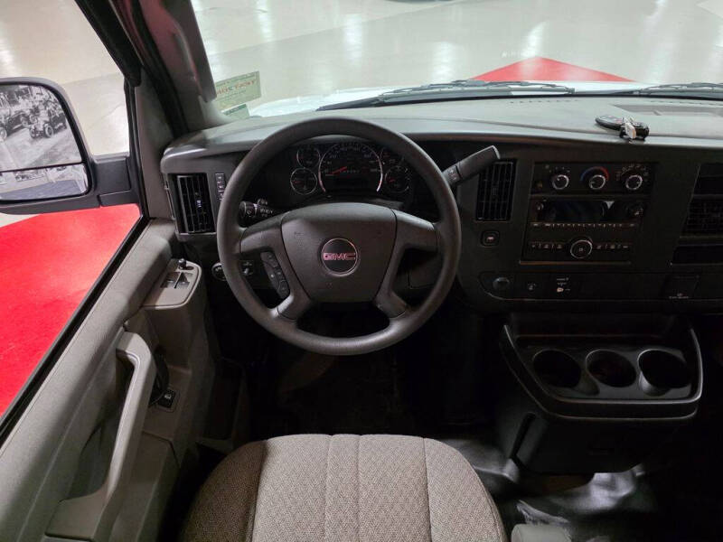 2026 GMC Savana 3500