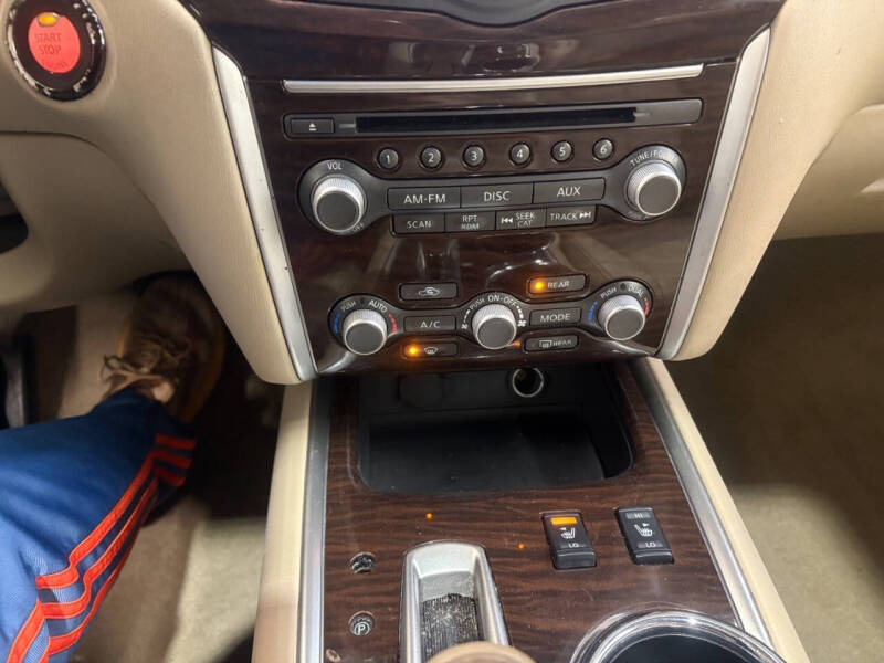 2014 Nissan Pathfinder SL