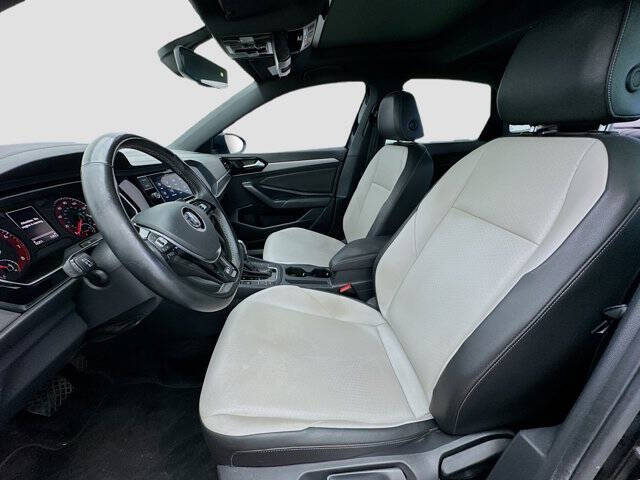 2020 Volkswagen Jetta R-Line