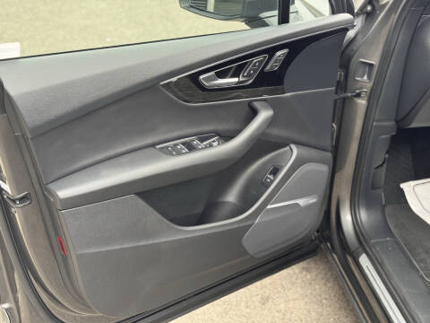 2019 Audi Q7 quattro Prestige 55 TFSI