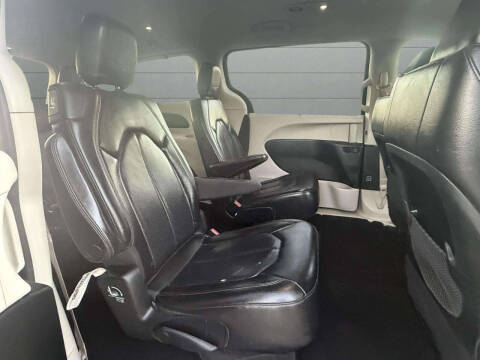 2018 Chrysler Pacifica Touring L