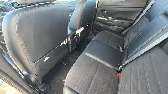 2024 Mitsubishi Outlander Sport SE