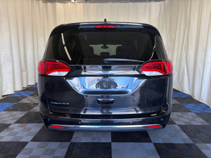 2018 Chrysler Pacifica Touring Plus