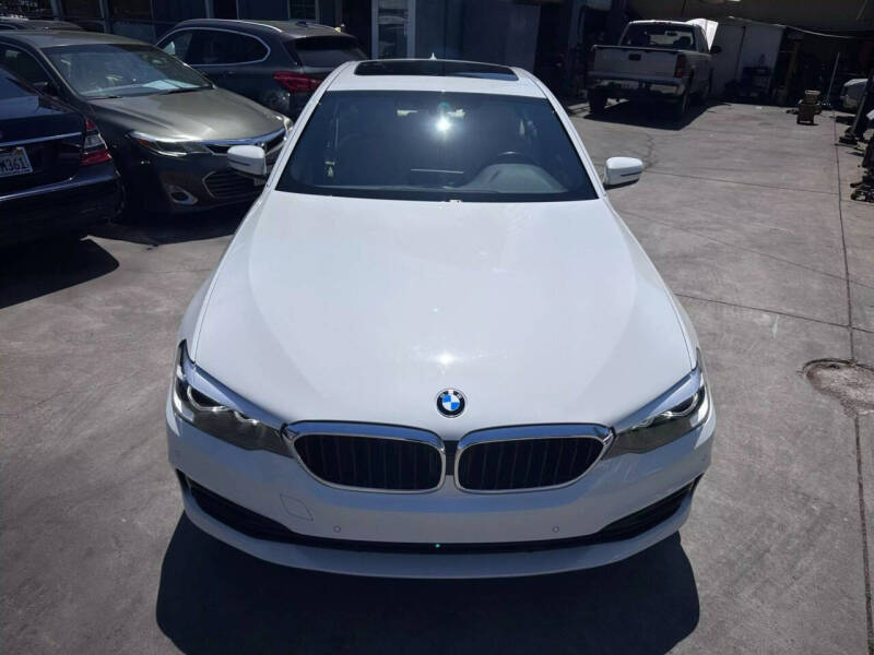2017 BMW 5 Series 530i