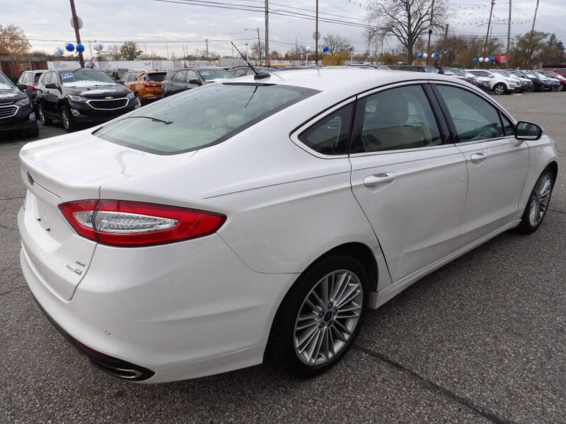 2015 Ford Fusion SE