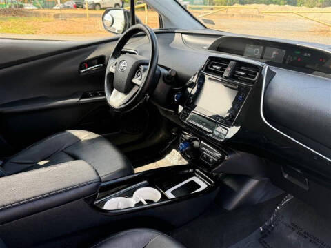 2017 Toyota Prius Three Touring