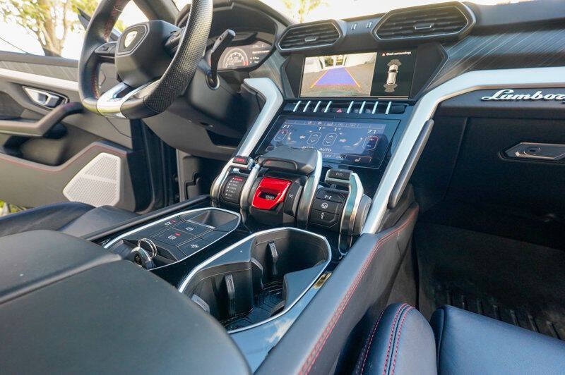 2019 Lamborghini Urus