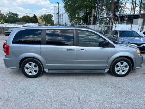 2015 Dodge Grand Caravan for sale at New Tampa Auto in Tampa FL