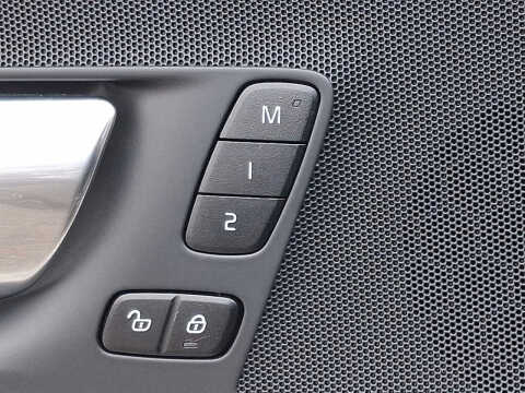 2021 Volvo XC60 T5 Momentum