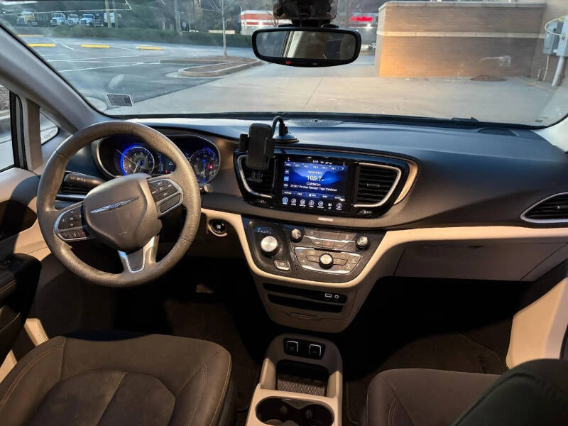 2017 Chrysler Pacifica Touring