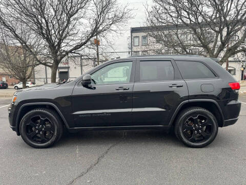 2019 Jeep Grand Cherokee Laredo