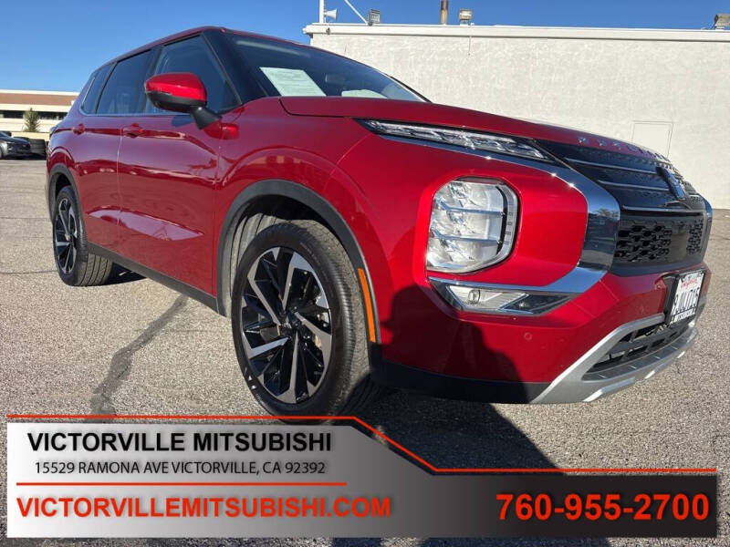 2023 Mitsubishi Outlander SE