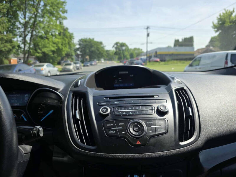 2017 Ford Escape SE