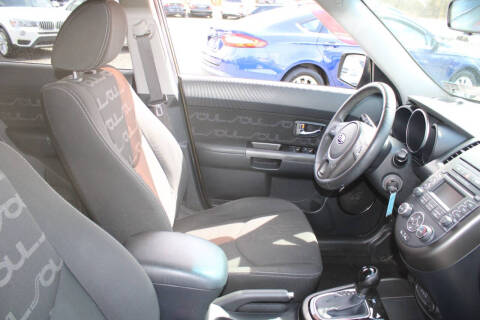 2012 Kia Soul +