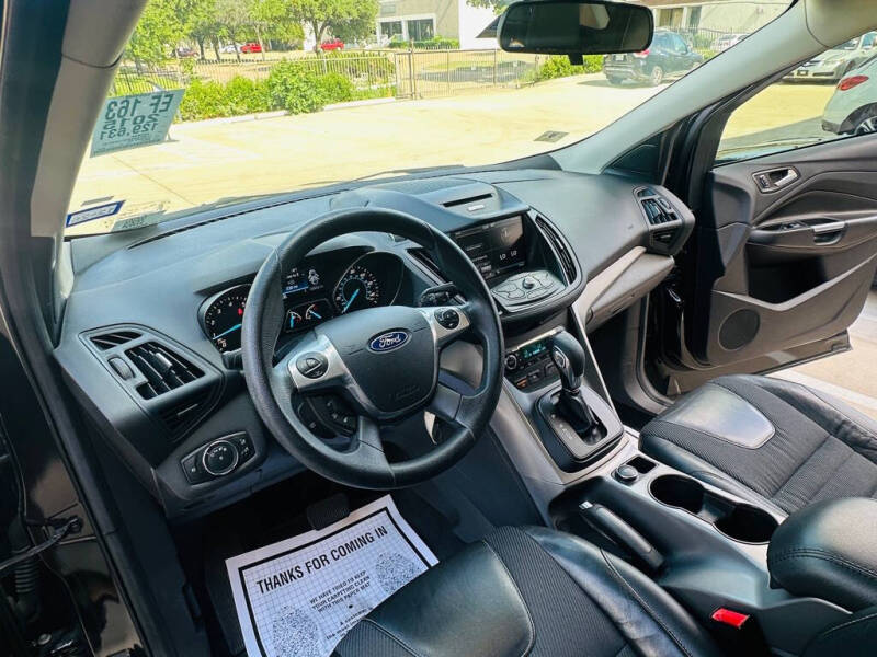 2015 Ford Escape SE
