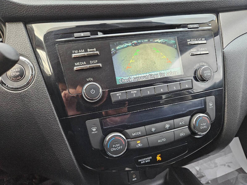 2015 Nissan Rogue SV