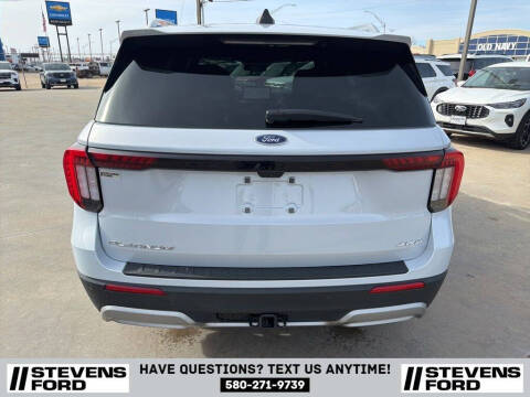 2025 Ford Explorer Platinum
