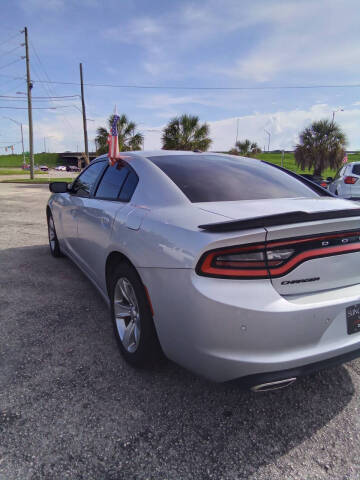 2019 Dodge Charger SXT