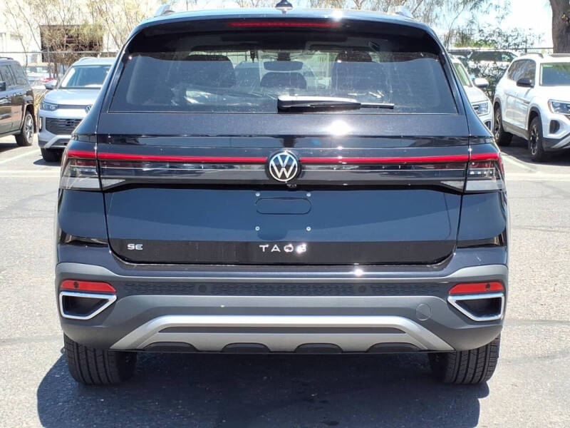 2026 Volkswagen Taos SE