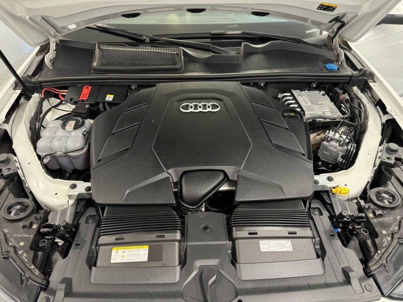 2023 Audi Q7 quattro Premium Plus 55 TFSI