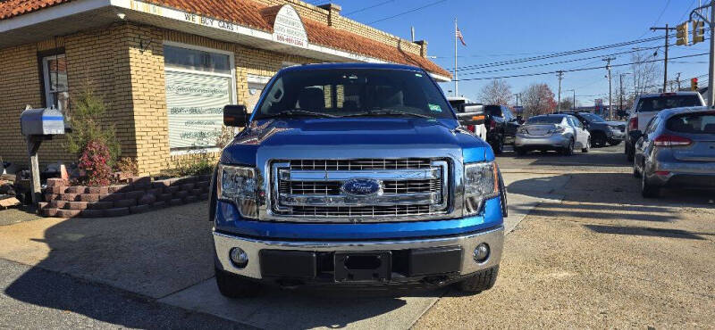 2013 Ford F-150 XLT photo 3