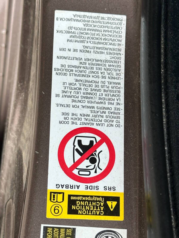 2015 Toyota Prius v Three