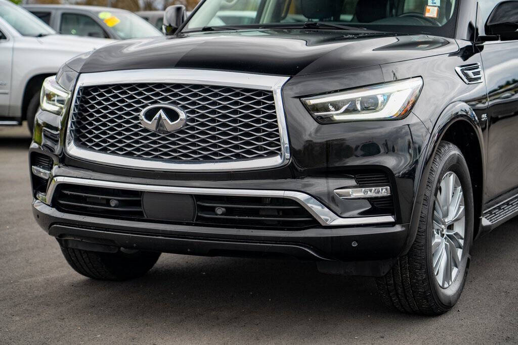 2020 INFINITI QX80 for sale at Auto Destination in Puyallup, WA