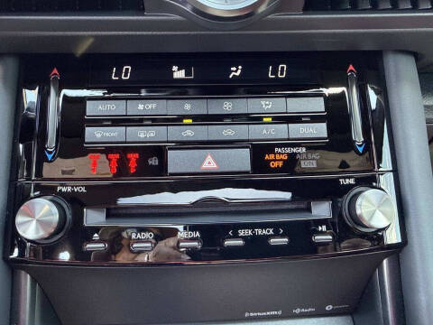 2023 Lexus IS 300
