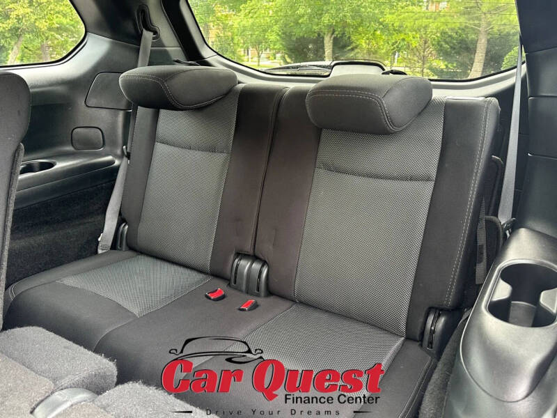 2020 Nissan Pathfinder SV