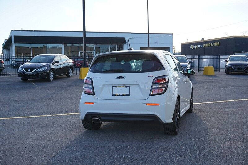 2020 Chevrolet Sonic Premier