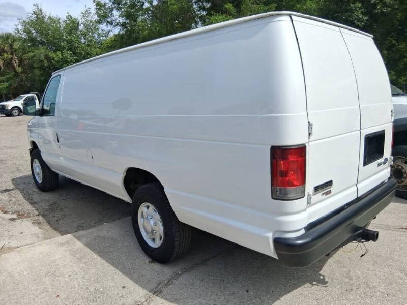 2013 Ford E-Series E-350 SD