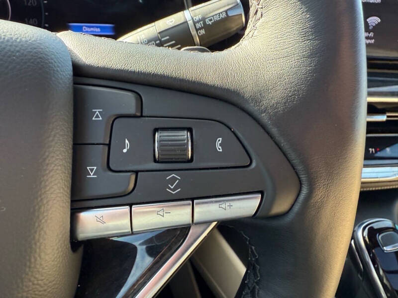 2024 Cadillac Escalade ESV Premium Luxury