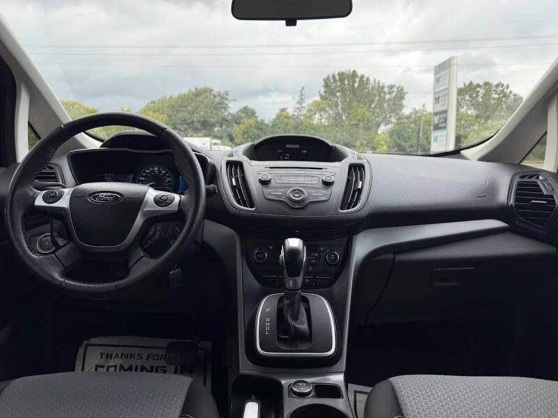 2017 Ford C-MAX Hybrid SE