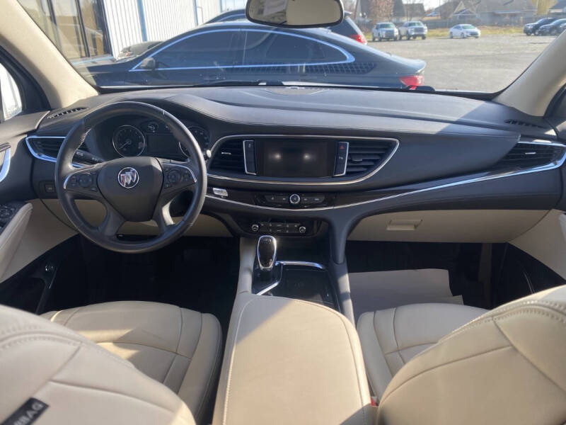 2021 Buick Enclave Essence