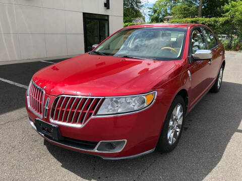 2011 Lincoln MKZ for sale at MAGIC AUTO SALES in Little Ferry NJ